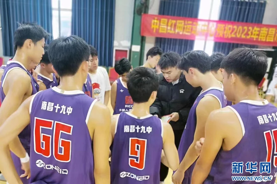 如何通过团队协作策略提升整体篮球水平_0